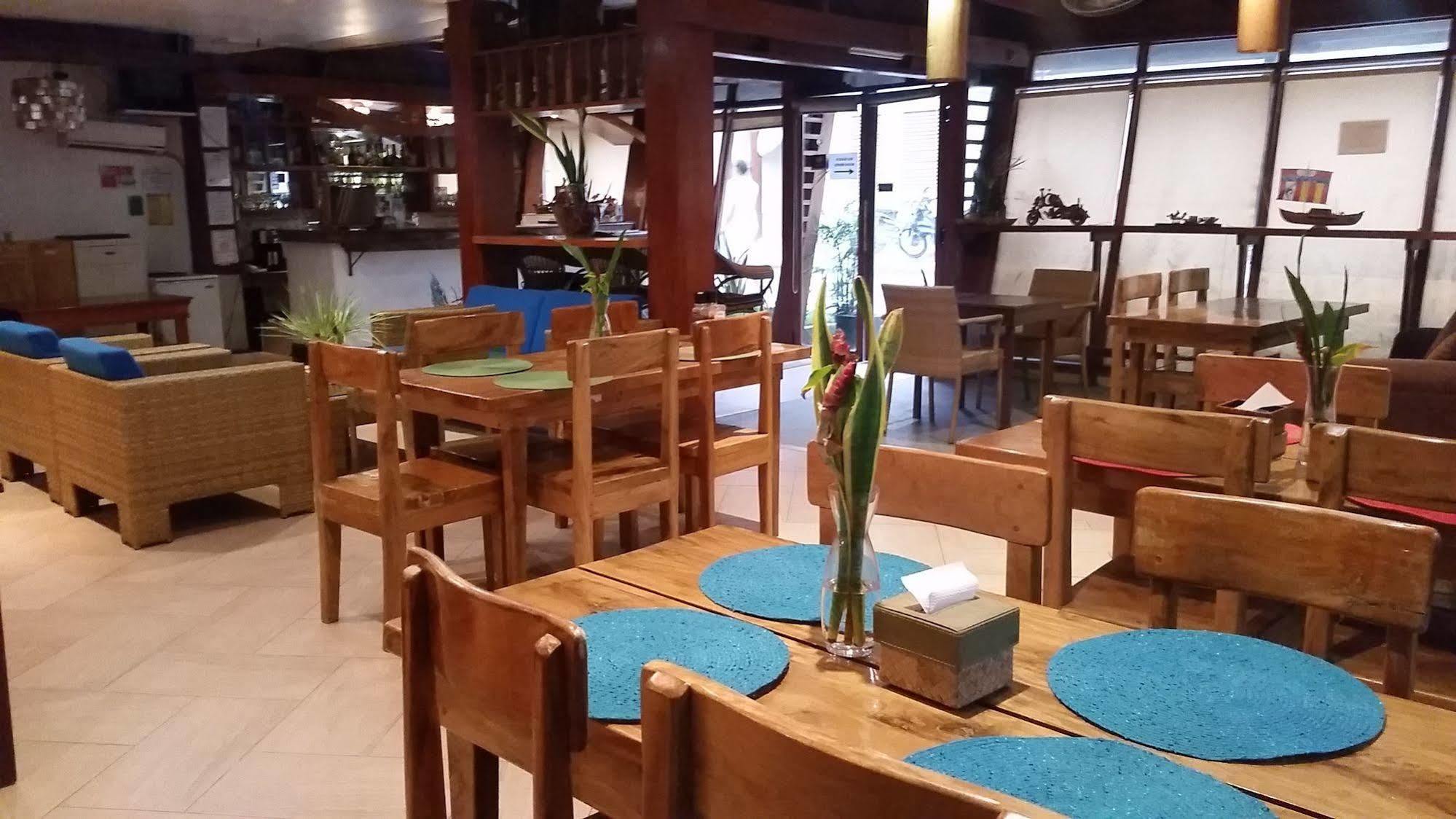 Boracay Beach Club Balabag  Buitenkant foto
